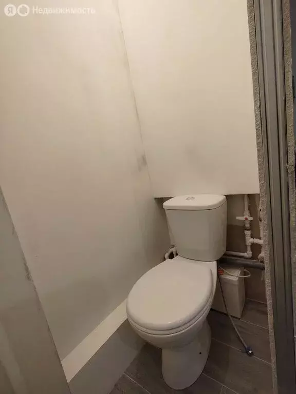 Квартира-студия: Екатеринбург, улица Ильича, 8 (17 м) - Фото 2