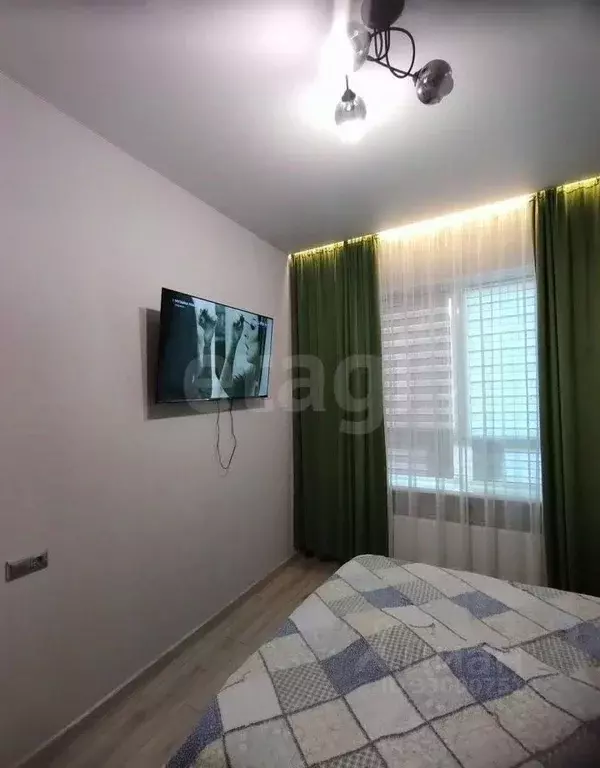 1-к кв. Тюменская область, Тюмень ул. Сергея Свиридова, 7 (37.5 м) - Фото 1