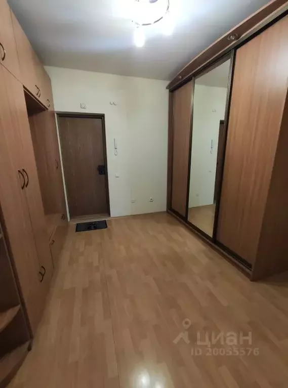 2-к кв. Крым, Симферополь ул. Павленко, 2А (72.0 м) - Фото 0