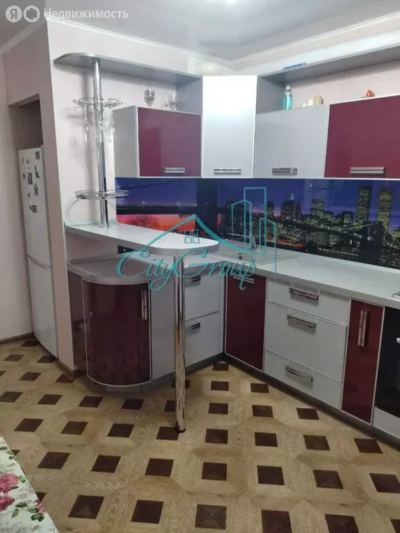 3-комнатная квартира: Кувандык, Фестивальная улица, 3 (64.6 м) - Фото 1