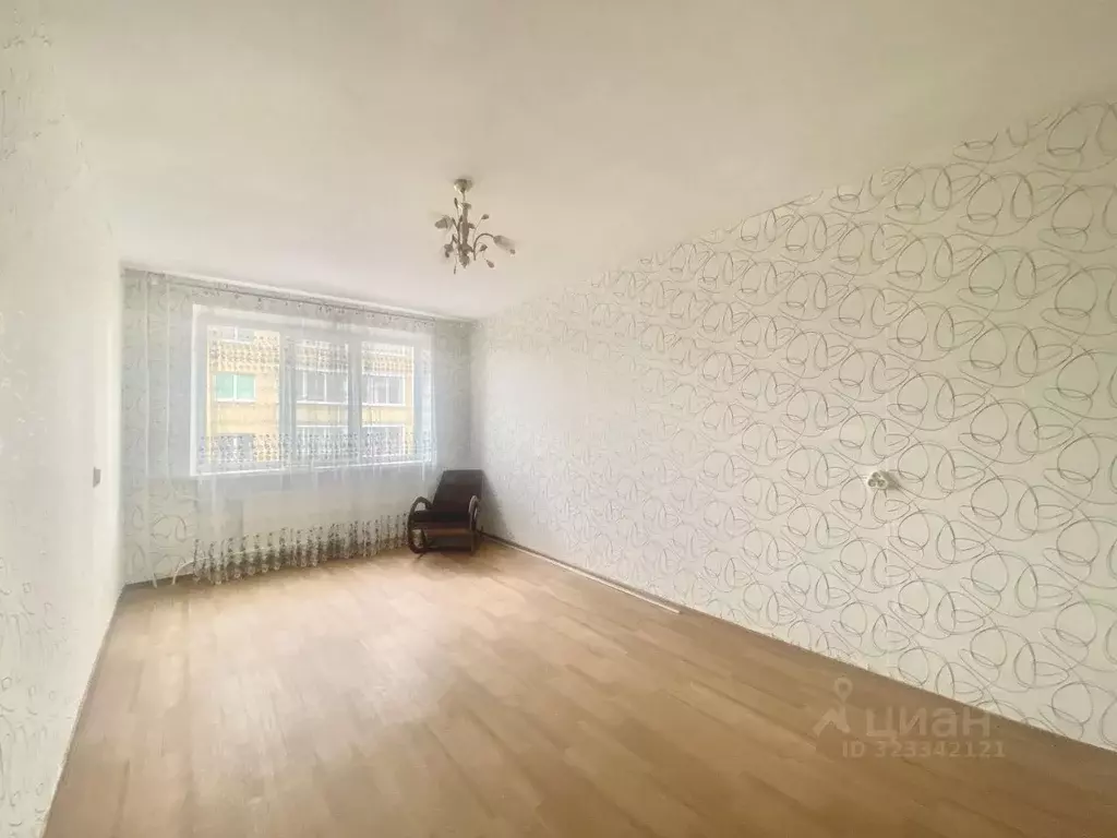 3-к кв. Ленинградская область, Шлиссельбург Кировский район, ул. ... - Фото 1