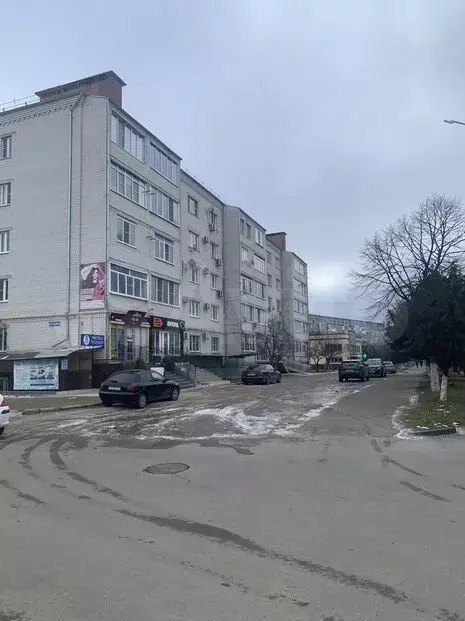 3-к. квартира, 90м, 5/5эт. - Фото 0