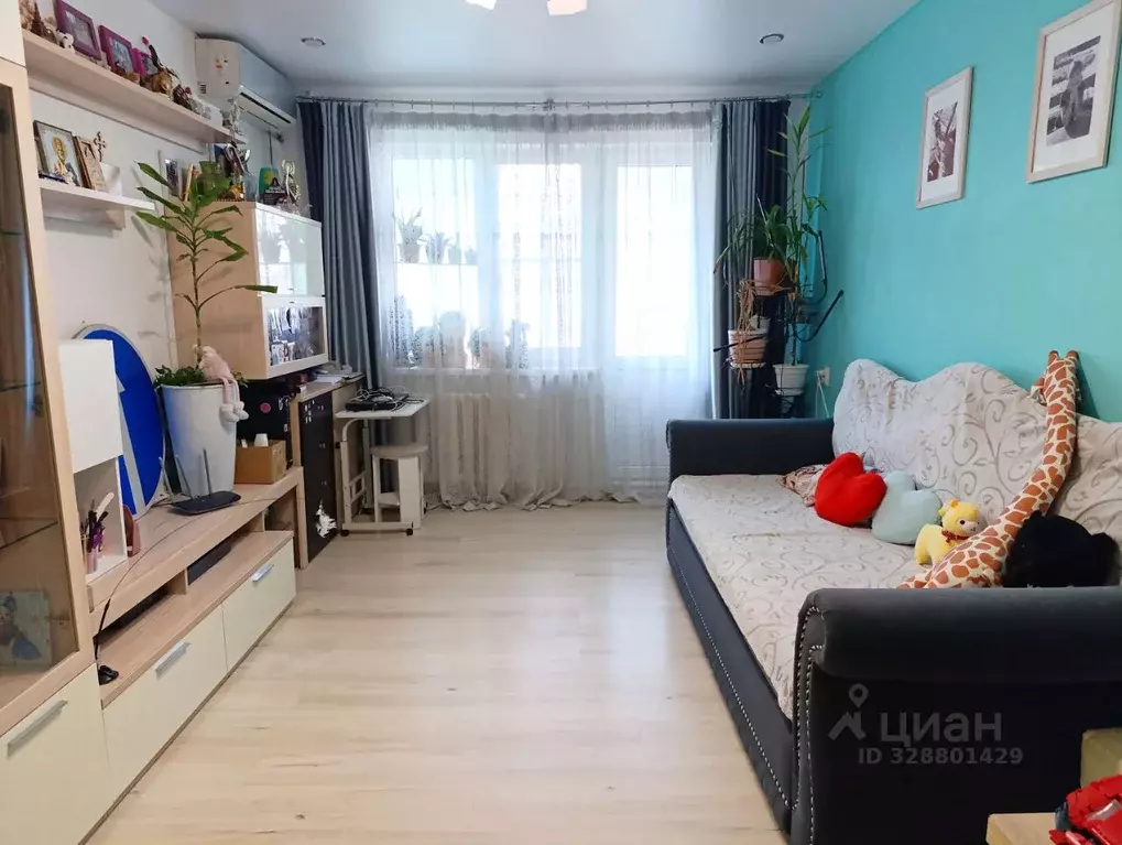 3-к кв. Волгоградская область, Волгоград Пролетарская ул., 25 (61.3 м) - Фото 1