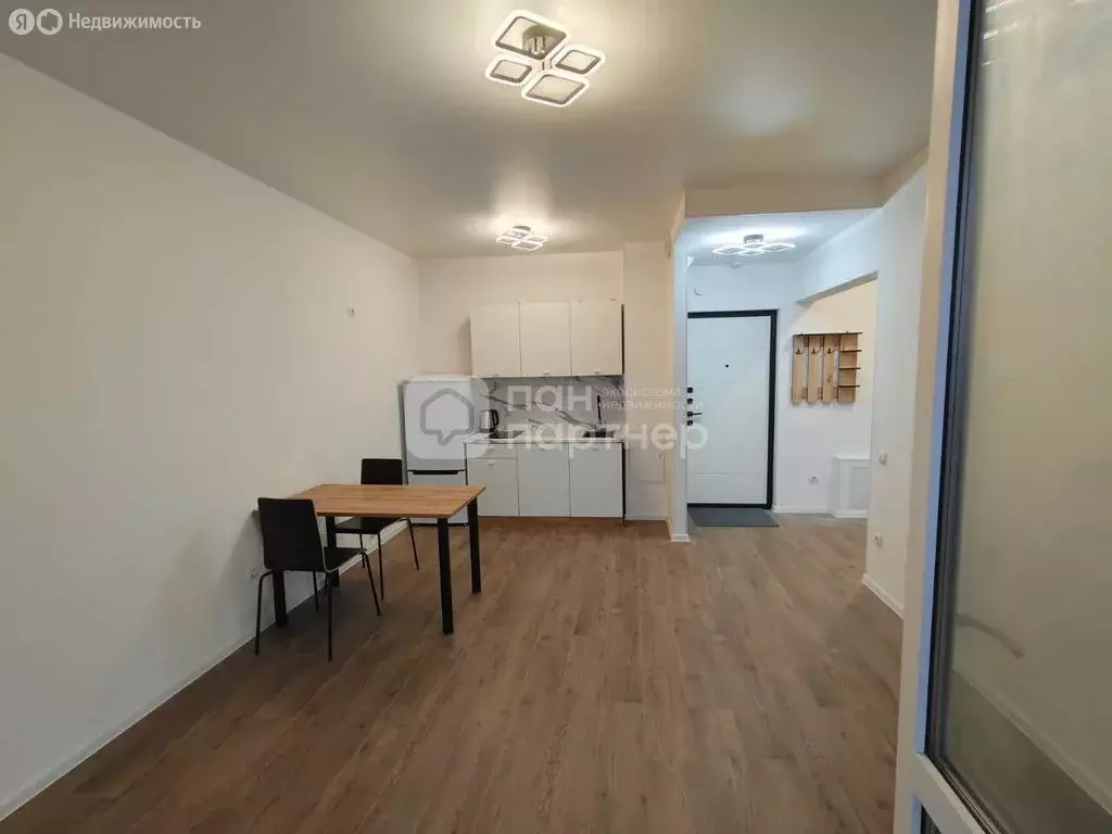 10-комнатная квартира: городской посёлок Новоселье, Большая Балтийская ... - Фото 2