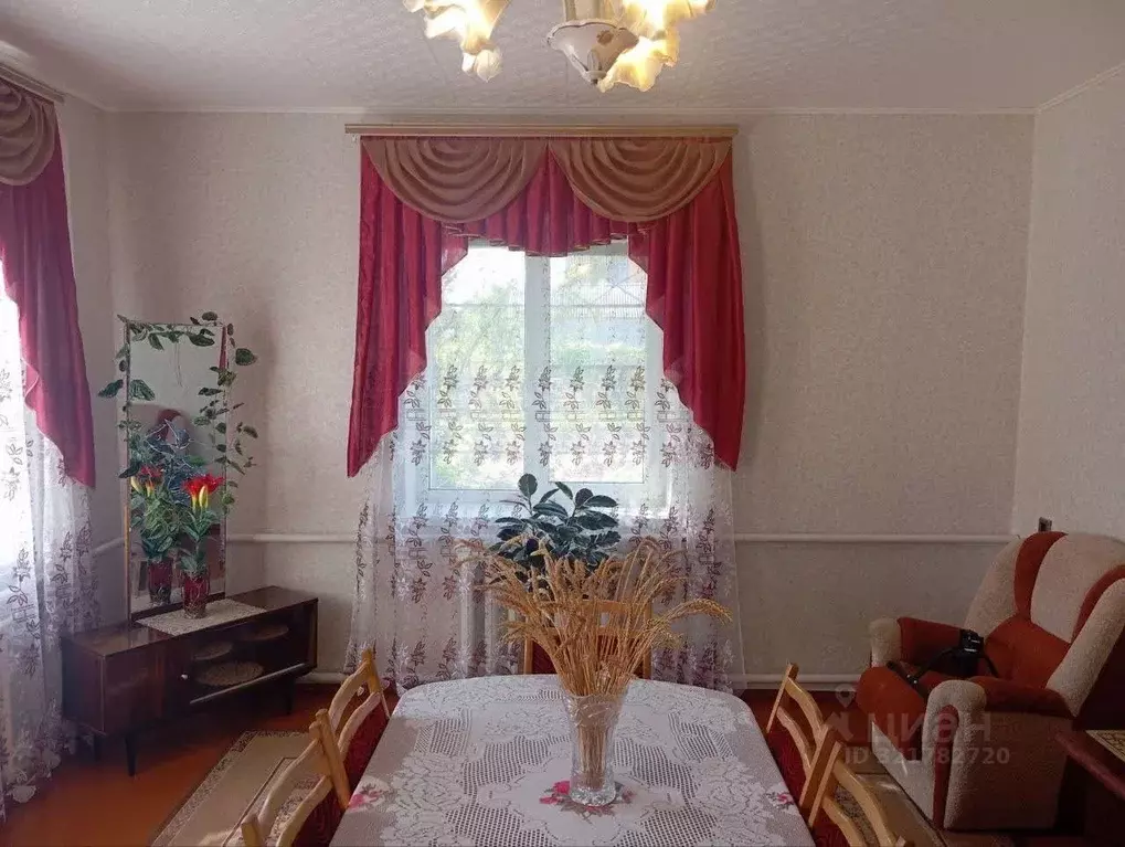 Дом в Белгородская область, Губкин Уютный пер., 3 (282 м) - Фото 0