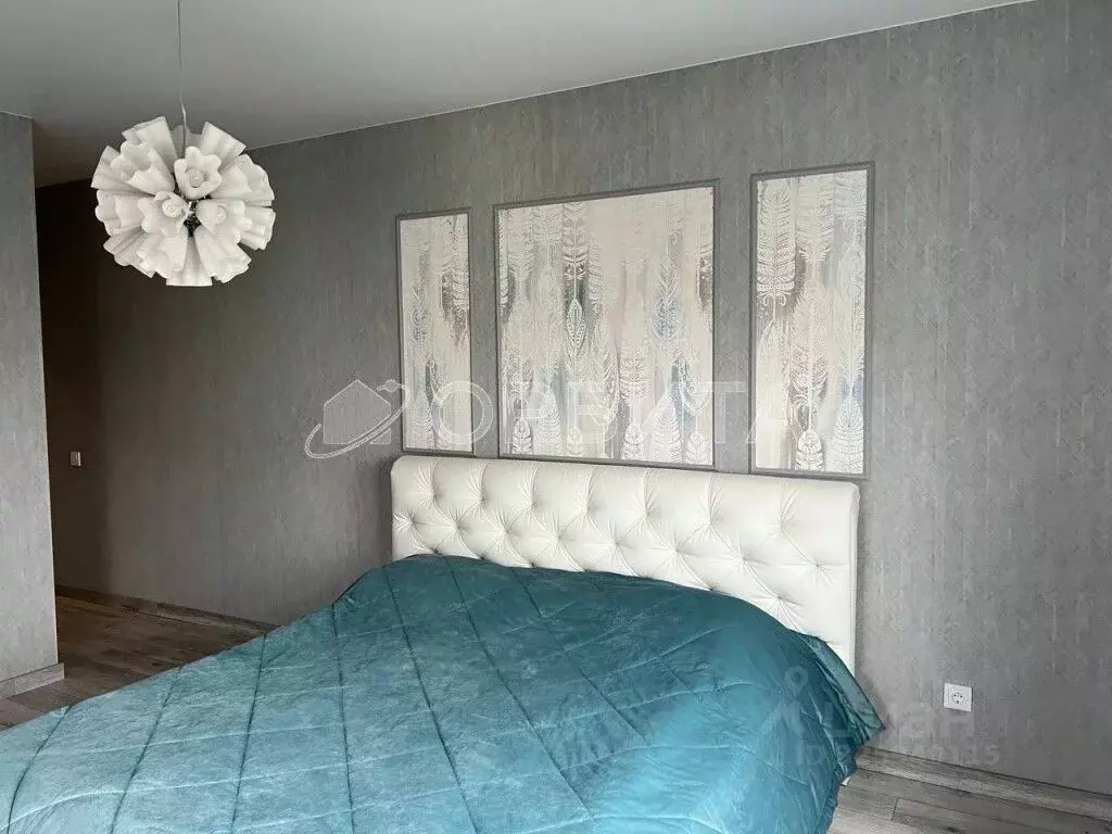 3-к кв. Тюменская область, Тюмень ул. Муравленко, 11 (106.4 м) - Фото 2