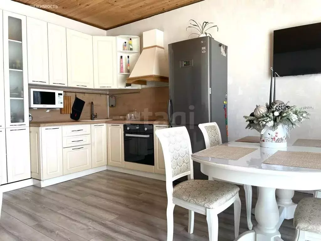 Дом в село Смоленка, микрорайон Добротный (201.4 м) - Фото 1