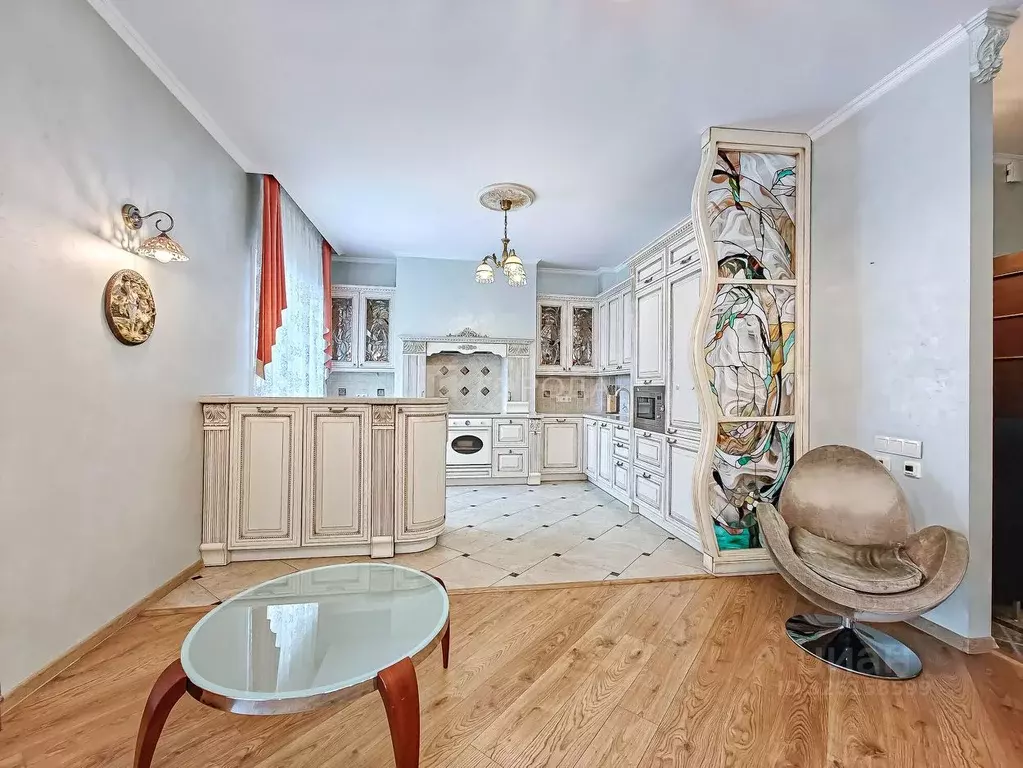 3-к кв. Новосибирская область, Новосибирск ул. Кирова, 46 (114.0 м) - Фото 2