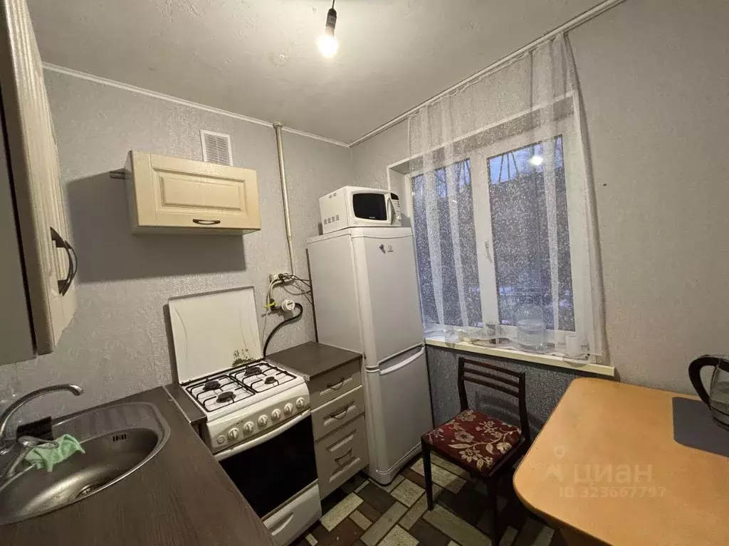 2-к кв. Пермский край, Пермь ш. Космонавтов, 82 (44.0 м) - Фото 1