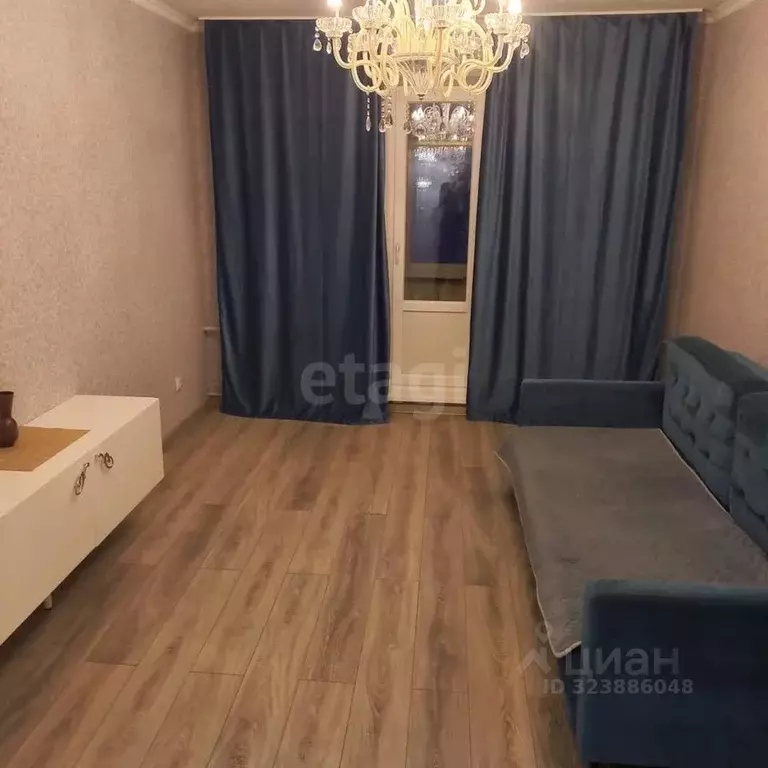 2-к кв. Татарстан, Казань ул. Аделя Кутуя, 3а (50.0 м) - Фото 1