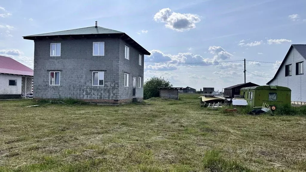 Дом в Башкортостан, Уфимский район, Русско-Юрмашский сельсовет, ... - Фото 2