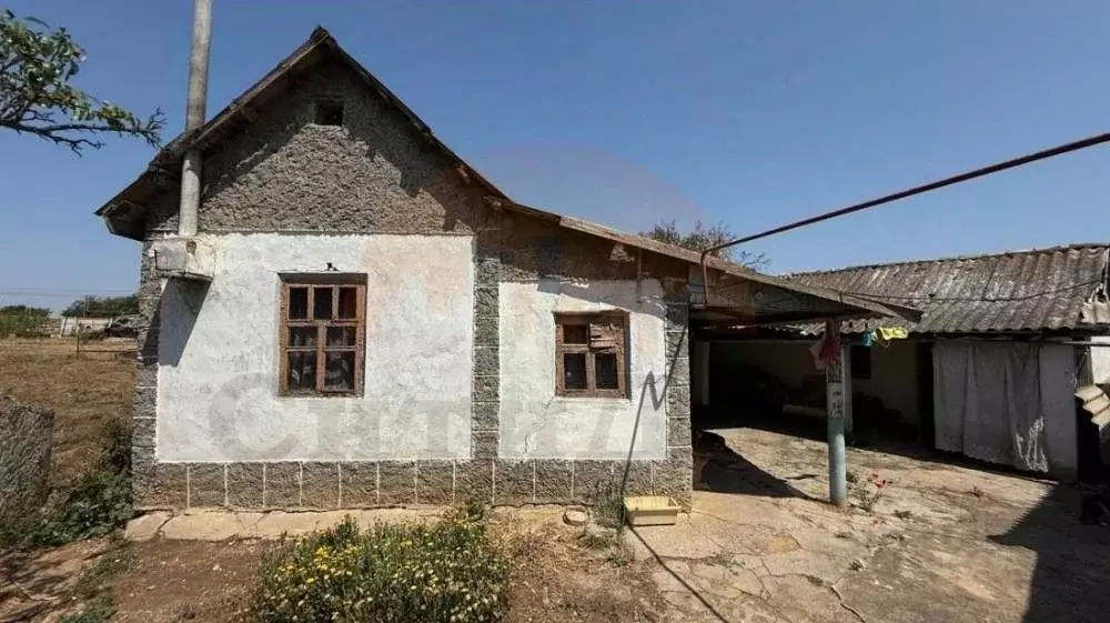 Дом в Крым, Сакский район, с. Ивановка ул. Мичурина (49 м) - Фото 1