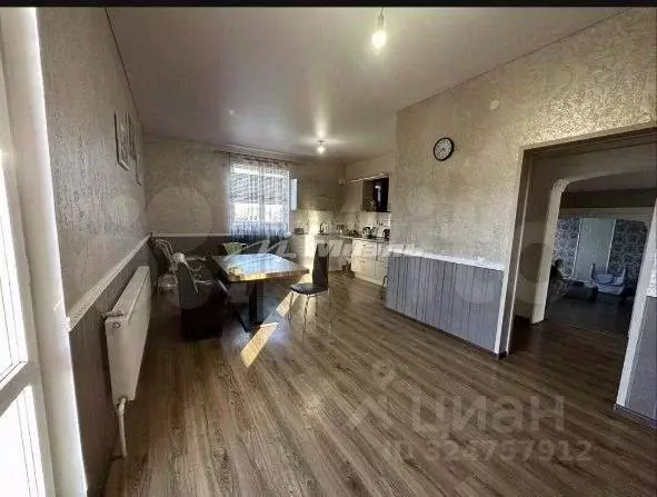 Дом в Крым, Симферопольский район, Добровское с/пос, с. Пионерское ул. ... - Фото 1