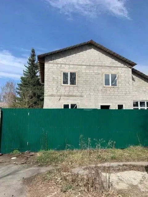 Дом в Тюменская область, Тюмень пер. 6-й Степной (190 м) - Фото 1