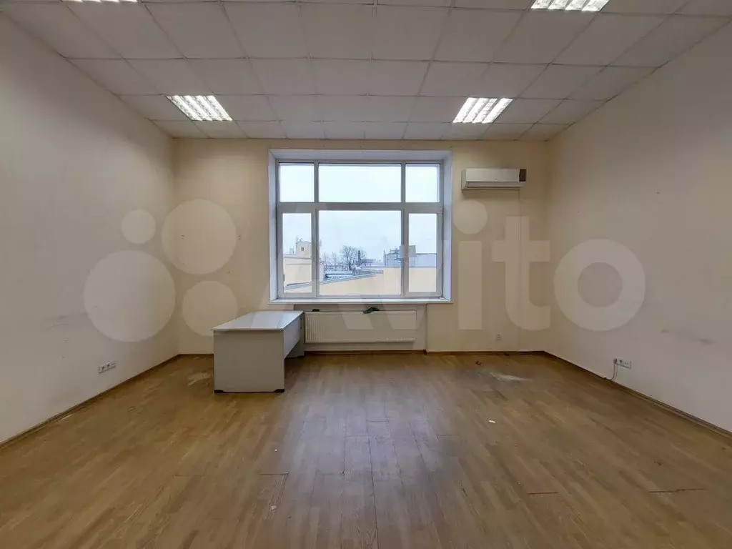 Офис 38м2 - Фото 1