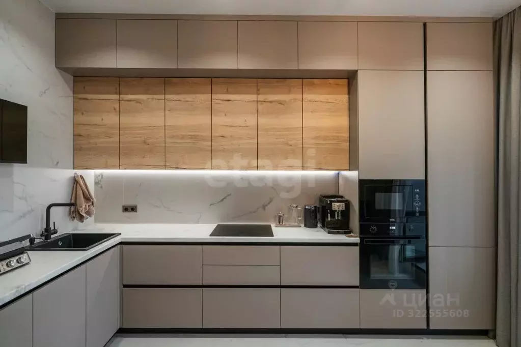 2-к кв. Ханты-Мансийский АО, Сургут просп. Ленина, 41 (79.0 м) - Фото 1