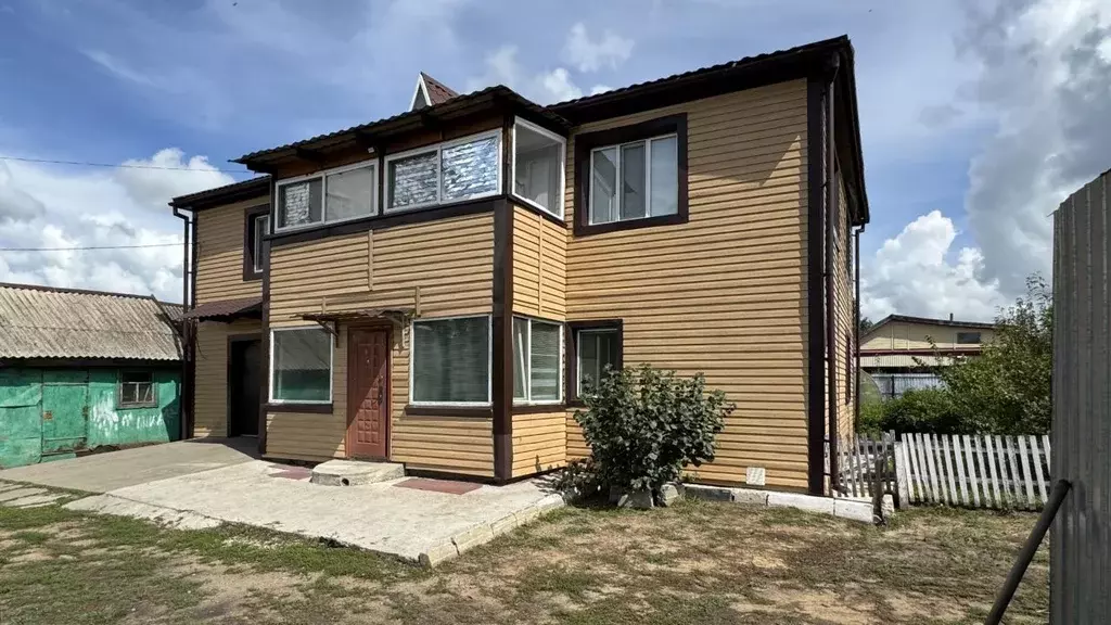 Дом в Амурская область, Белогорск Школьный пер., 13 (210 м) - Фото 2