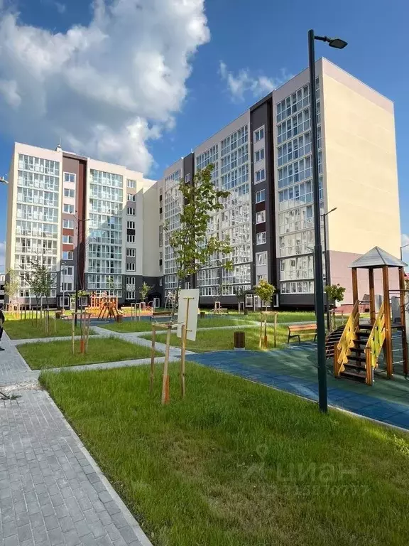 2-к кв. Калининградская область, Калининград бул. Борисовский, 13к2 ... - Фото 0