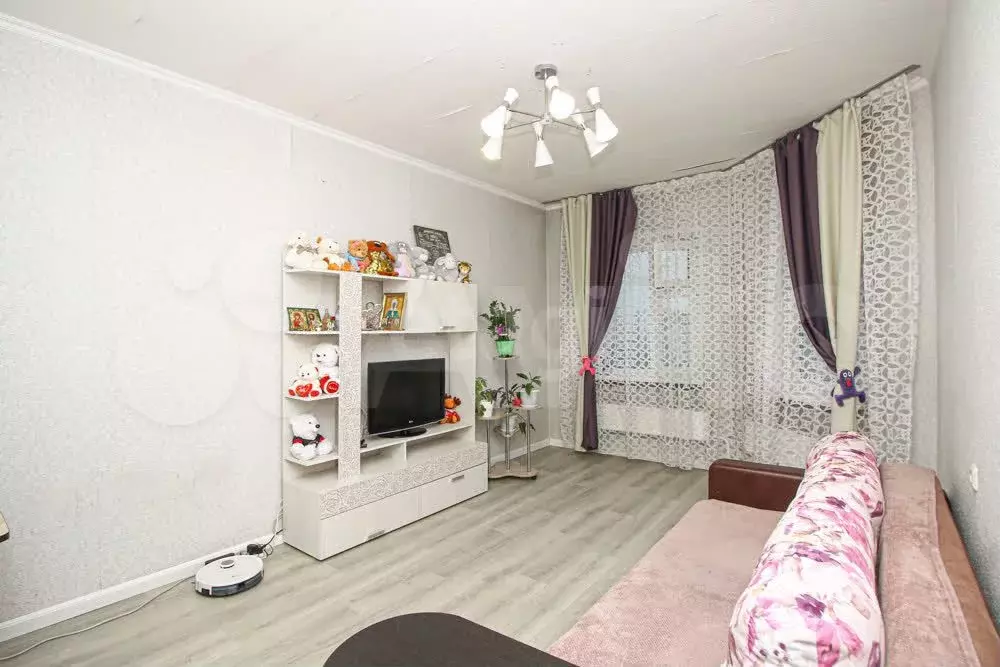 2-к. квартира, 55 м, 8/9 эт. - Фото 1