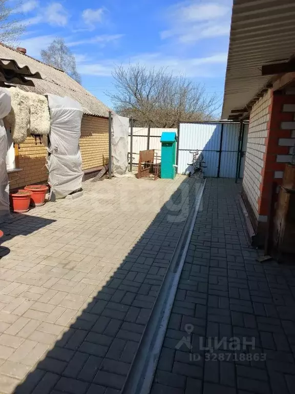 Дом в Белгородская область, Валуйский муниципальный округ, с. ... - Фото 1