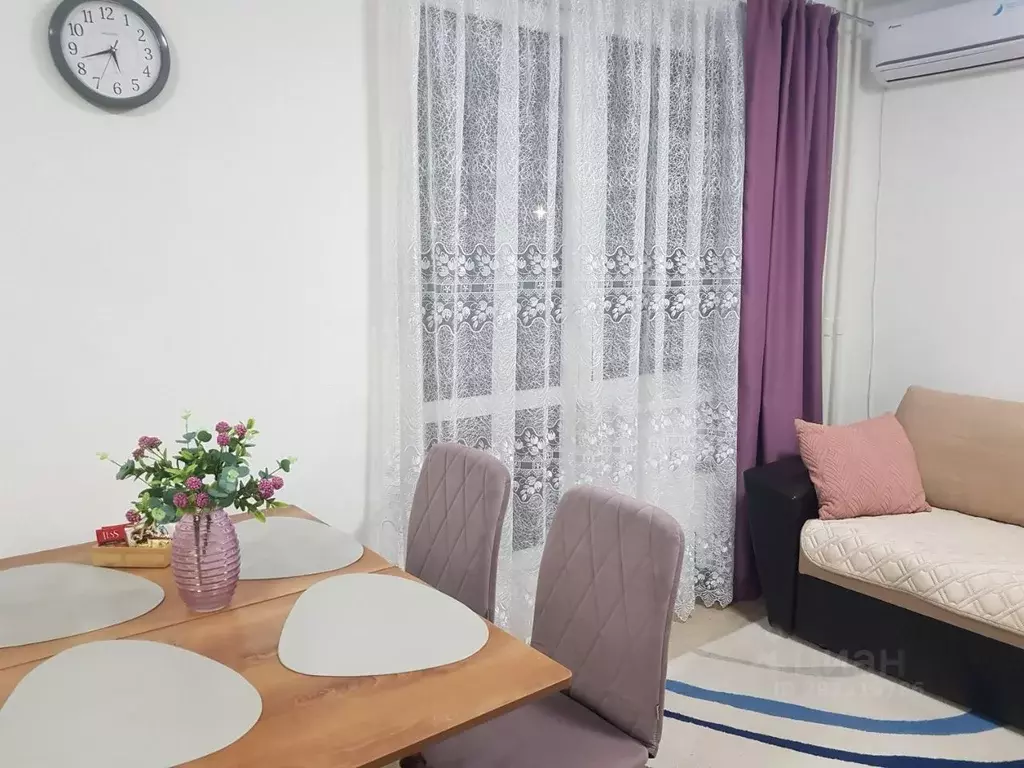 2-к кв. Волгоградская область, Волгоград Семь Ветров мкр, ул. ... - Фото 0