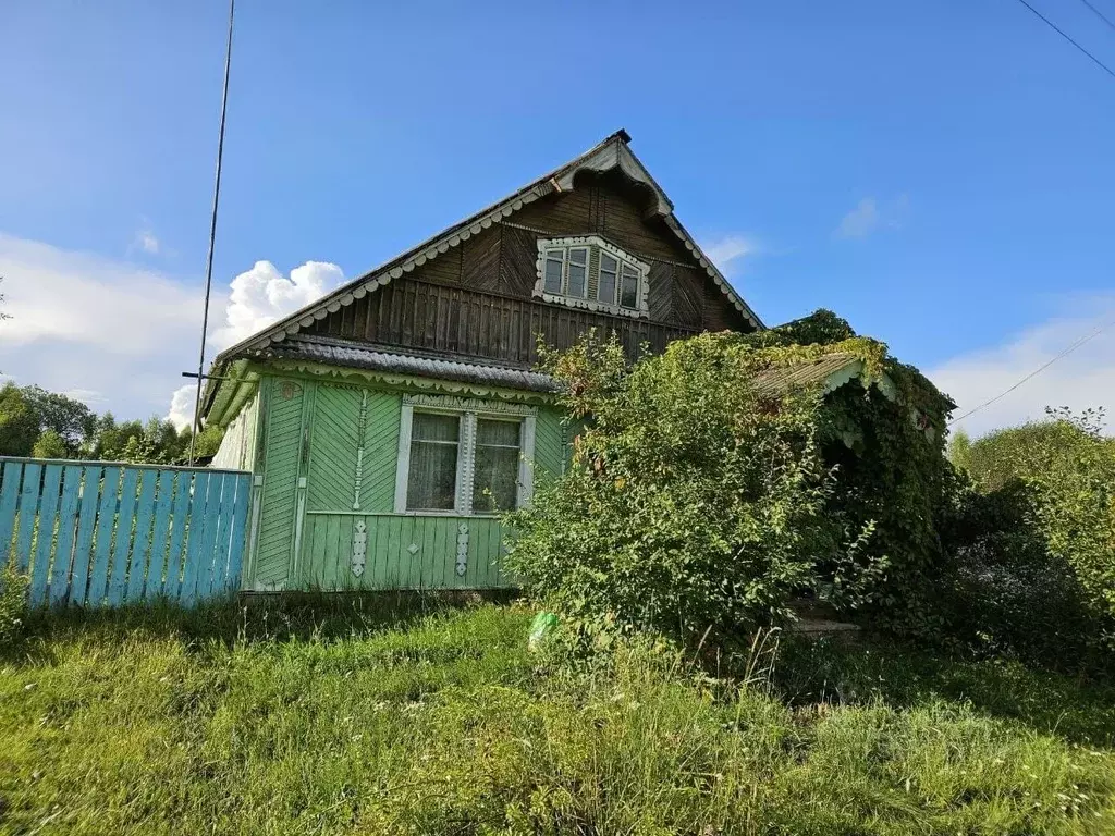 Дом в Тверская область, Старицкий муниципальный округ, д. Игутьево  ... - Фото 0