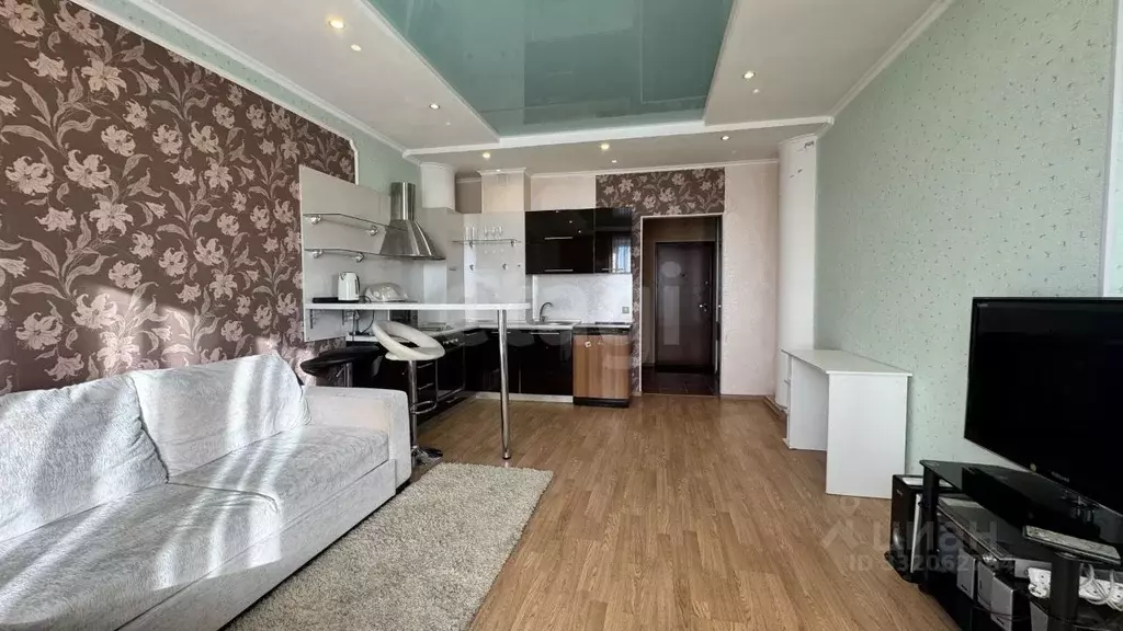 Студия Тюменская область, Тюмень ул. 50 лет ВЛКСМ, 13к2 (31.6 м) - Фото 1