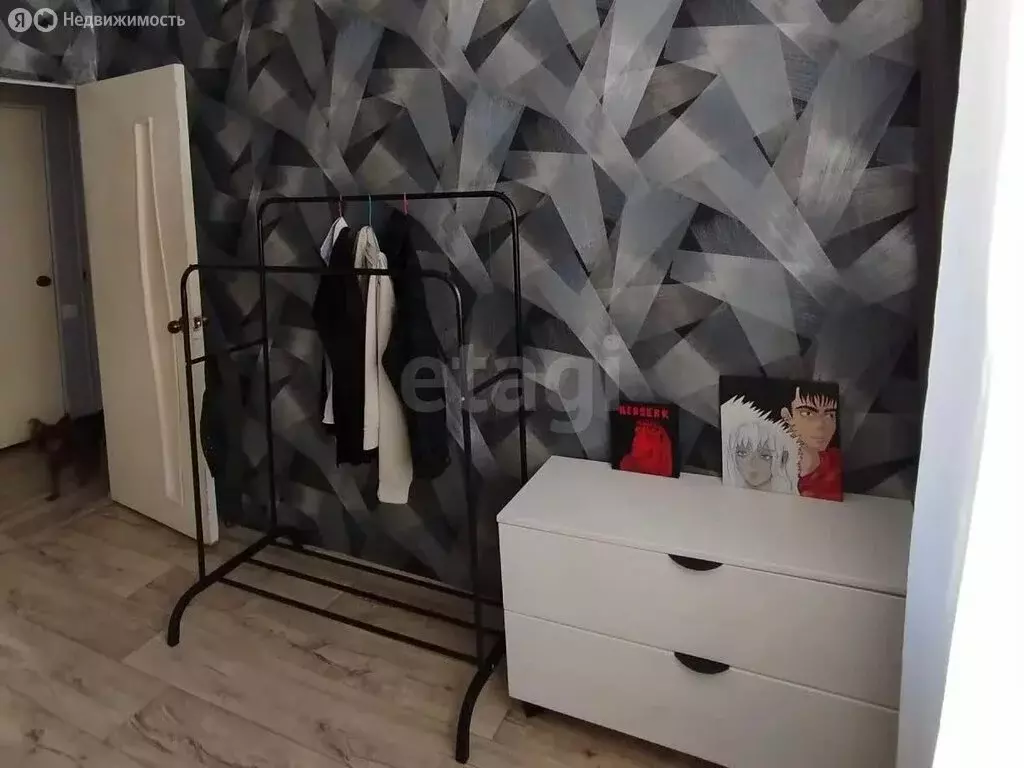 3-комнатная квартира: муниципальное образование Киров, посёлок Ганино, ... - Фото 2