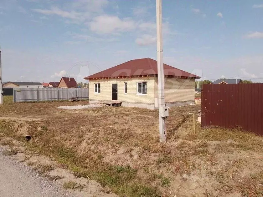 Дом в Тюменская область, Тюменский район, д. Малиновка  (100 м) - Фото 0