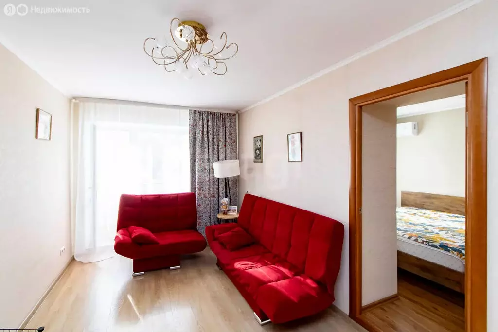 2-комнатная квартира: Тюмень, Рижская улица, 64 (42.8 м) - Фото 1