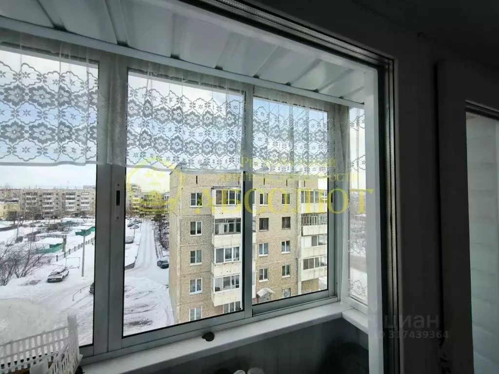 3-к кв. Свердловская область, Ревда ул. Карла Либкнехта, 58 (50.0 м) - Фото 0
