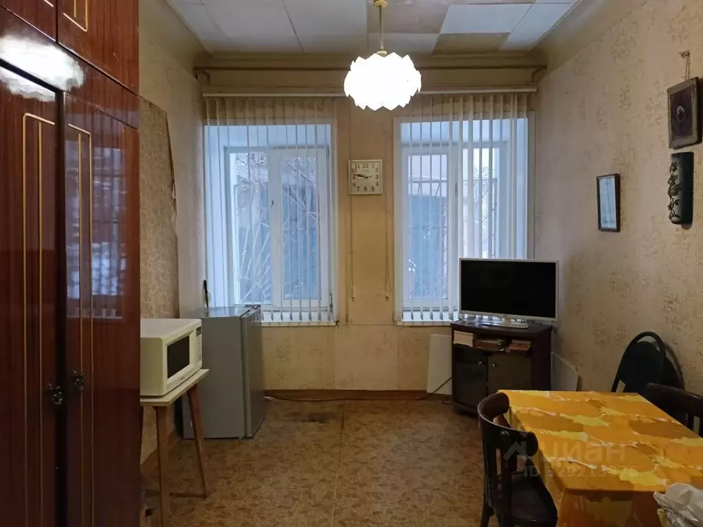 2-к кв. Астраханская область, Астрахань ул. Максима Горького, 21 (40.1 ... - Фото 2
