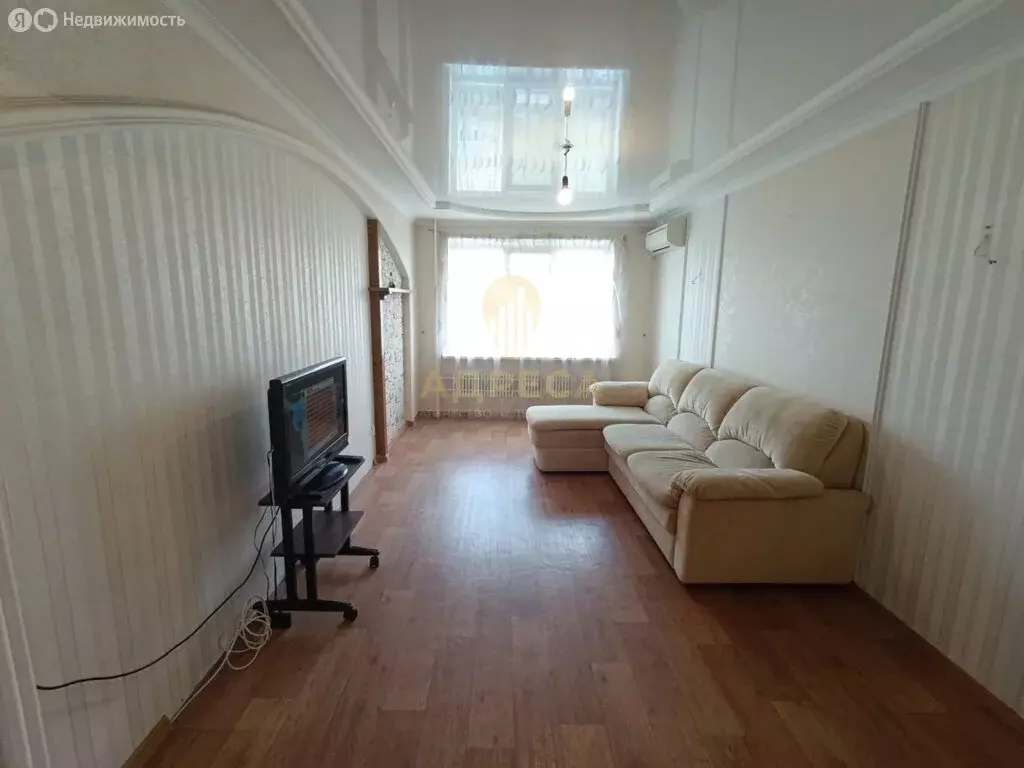 3-комнатная квартира: Оренбург, улица Терешковой, 249 (65.6 м) - Фото 1