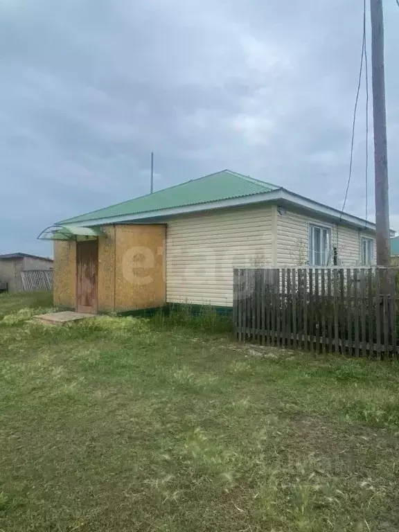 Дом в Омская область, Одесский район, с. Лукьяновка Новая ул., 21 (43 ... - Фото 2