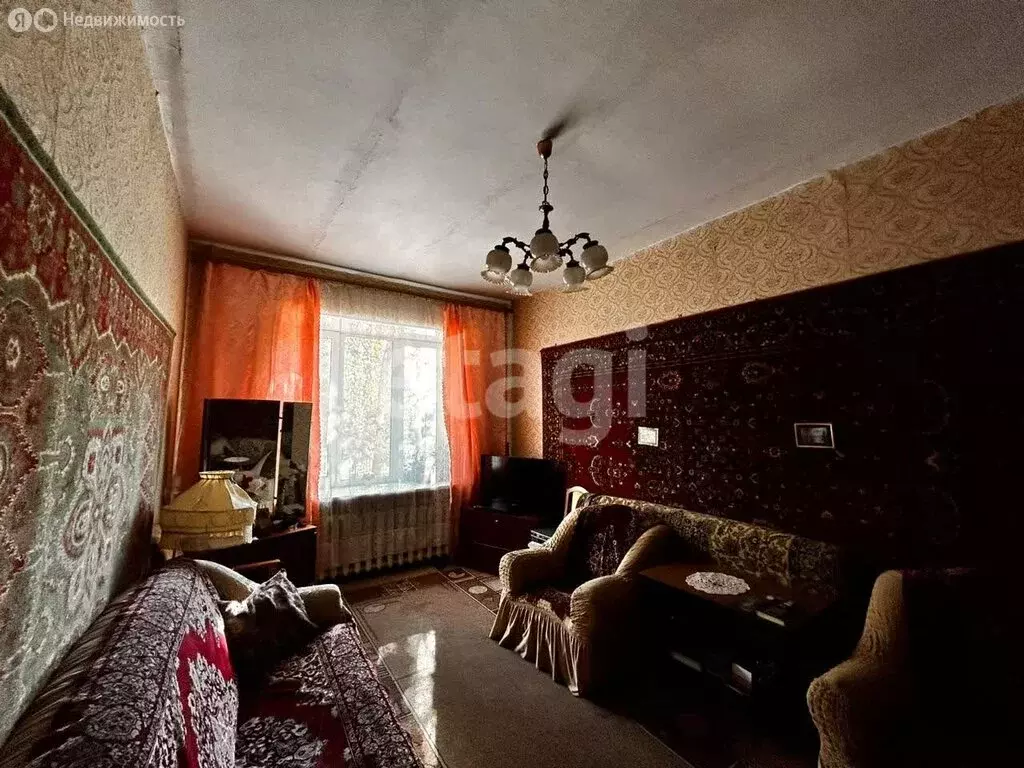 3-комнатная квартира: Алексин, улица Металлистов, 6 (75 м) - Фото 0