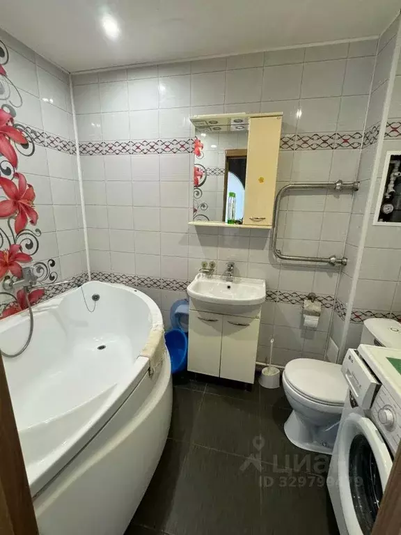 2-к кв. Татарстан, Нижнекамск просп. Химиков, 22 (50.0 м) - Фото 1