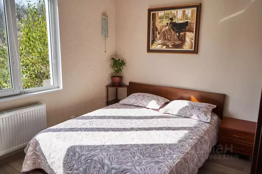 2-к кв. Крым, Бахчисарайский район, Тенистовское с/пос, с. Айвовое ул. ... - Фото 1