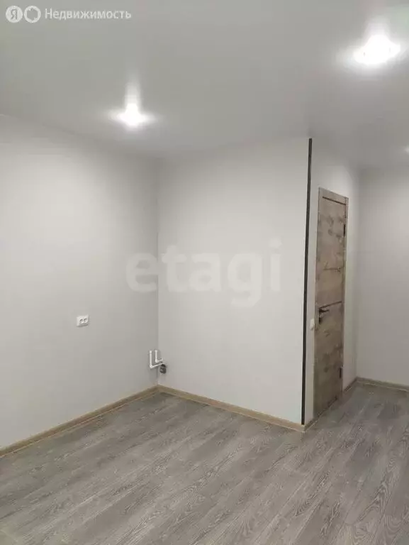 Квартира-студия: Юрга, улица Никитина, 28А (17 м) - Фото 1