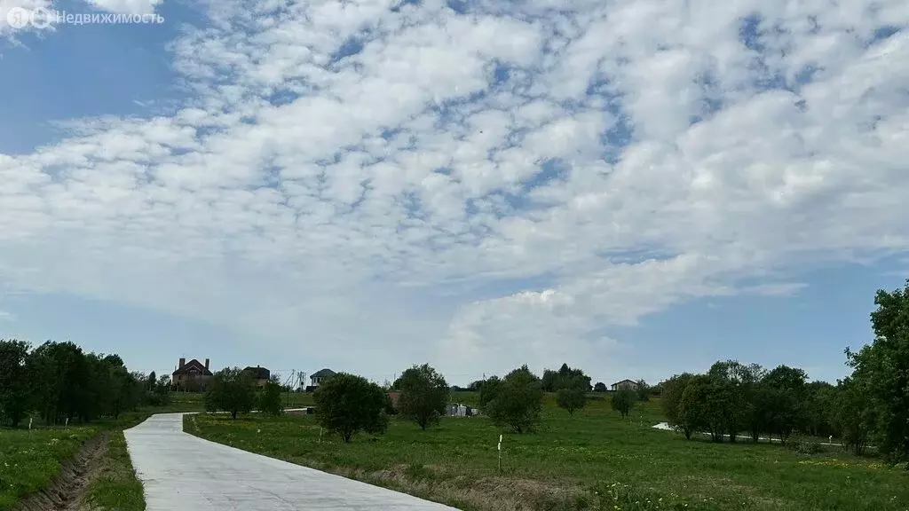 Участок в село Озерецкое, Садовая улица (6.7 м) - Фото 1