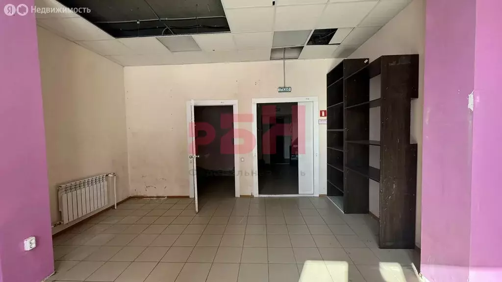 Торговая площадь (300 м) - Фото 2