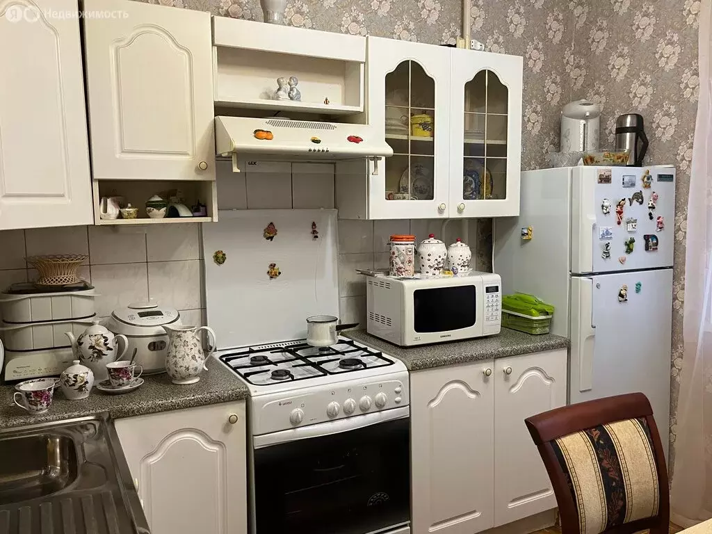 2-комнатная квартира: Энгельс, микрорайон Энгельс-1, 80 (50.3 м) - Фото 0