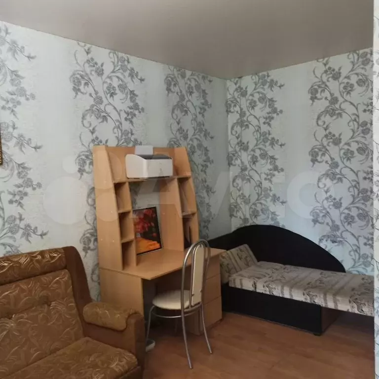 1-к. квартира, 40 м, 1/10 эт. - Фото 1
