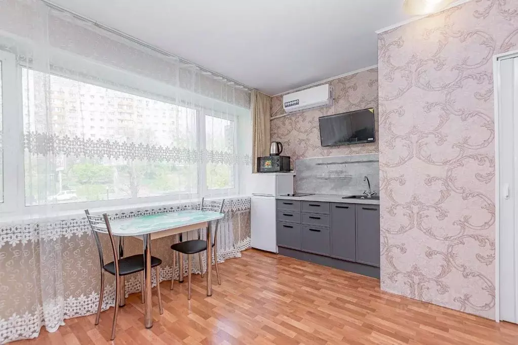 Студия Приморский край, Владивосток Океанский просп., 74А (28.0 м) - Фото 1