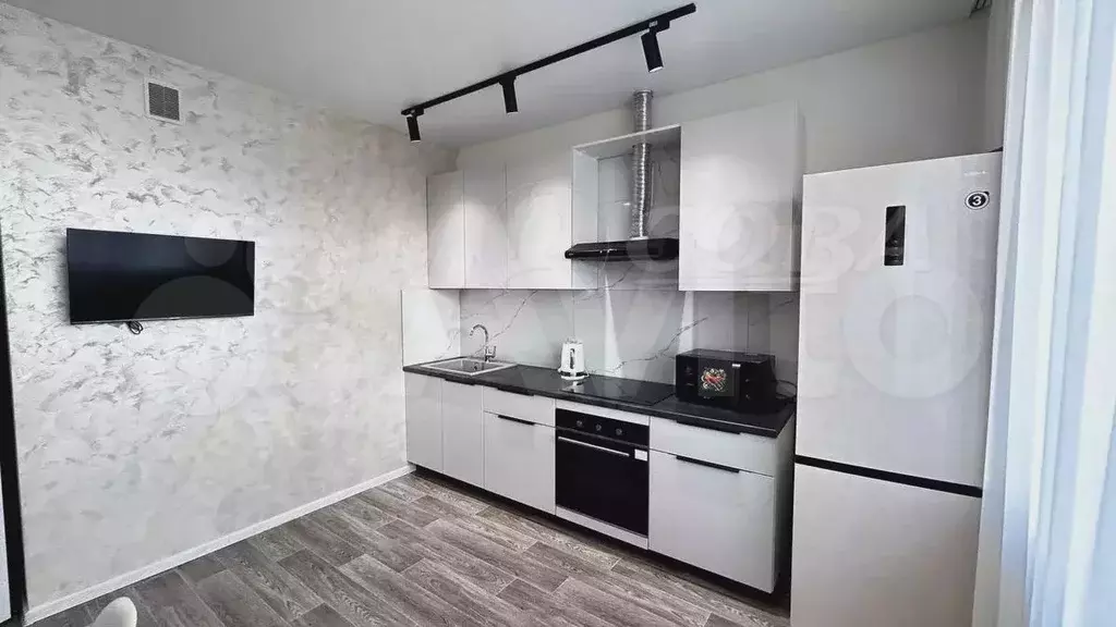 2-к. квартира, 41 м, 3/14 эт. - Фото 0
