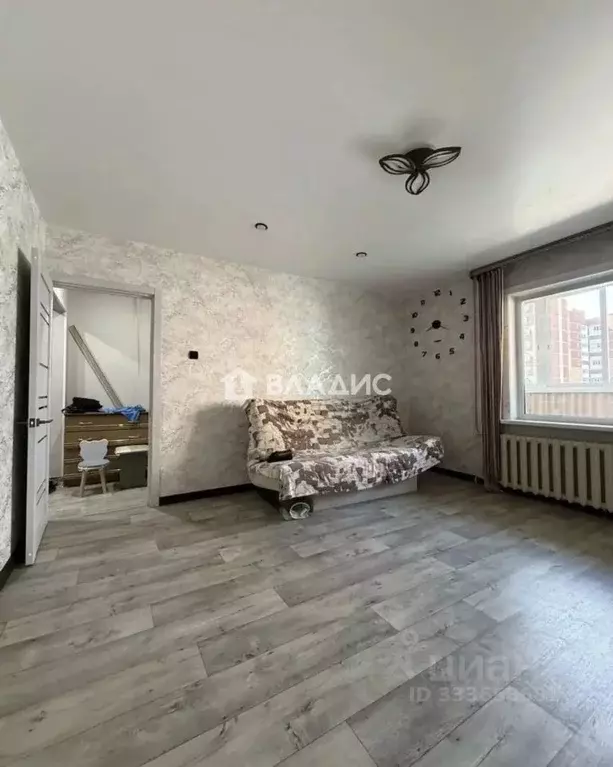 1-к кв. Бурятия, Улан-Удэ ул. Строителей, 6 (33.3 м) - Фото 2