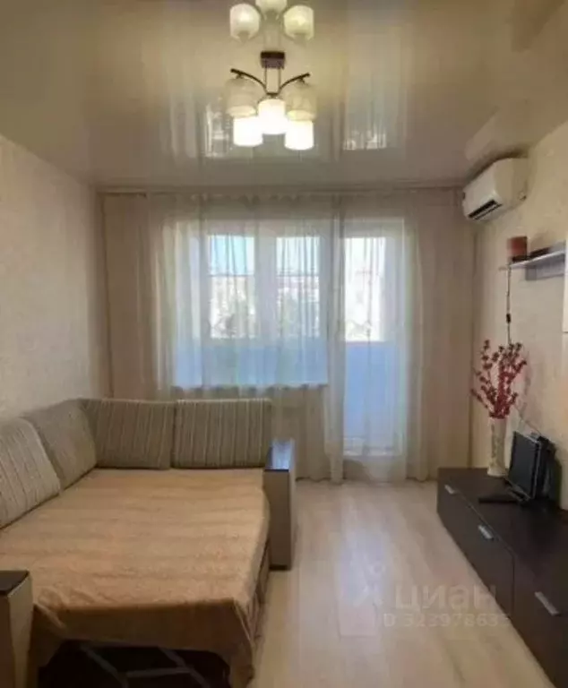 1-к кв. Волгоградская область, Волгоград ул. Космонавтов, 37 (32.0 м) - Фото 1