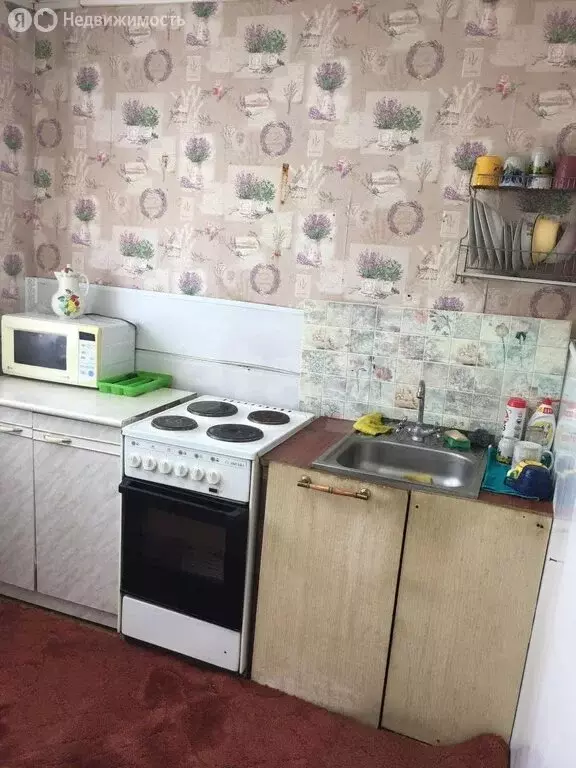 2-комнатная квартира: Усадор, улица Строителей, 6 (47.3 м) - Фото 0