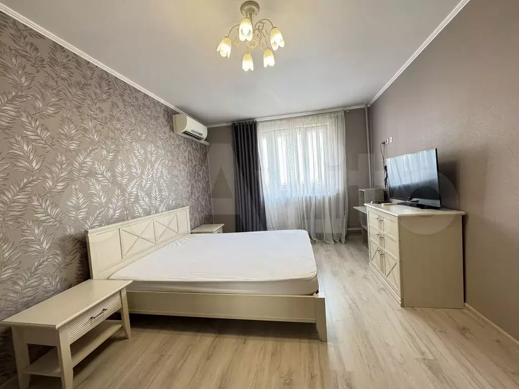 1-к. квартира, 40 м, 14/17 эт. - Фото 0