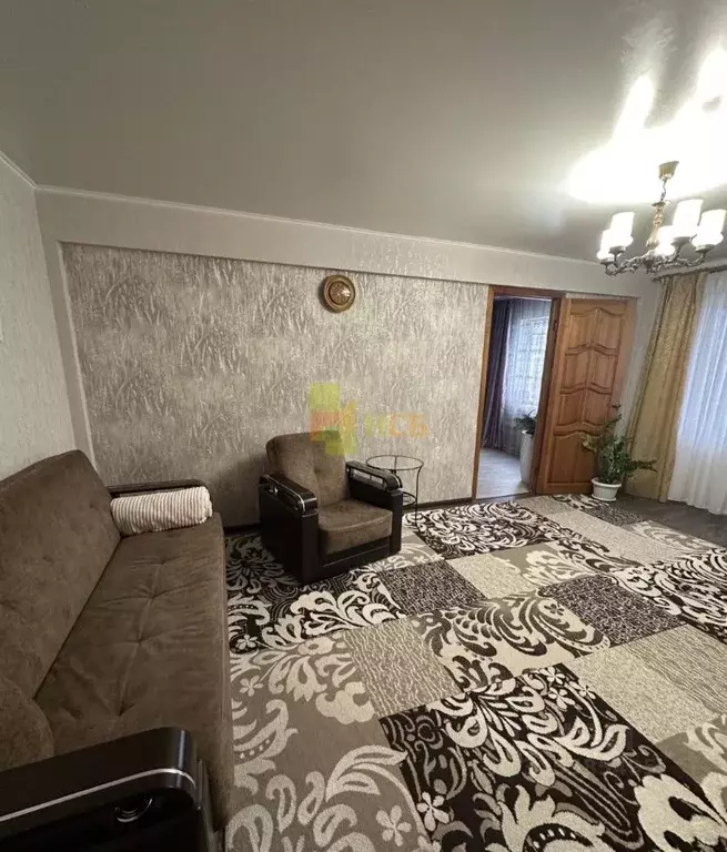 2-к кв. Омская область, Омск ул. 33-я Северная, 142 (45.0 м) - Фото 1