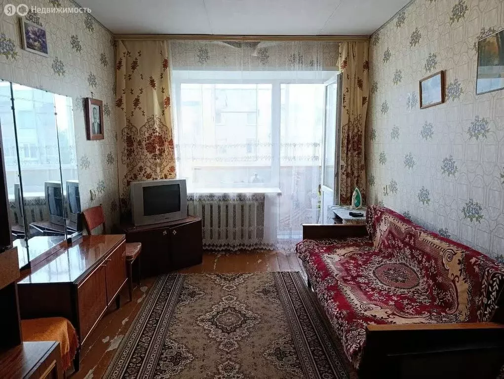 2-комнатная квартира: Сосенский, Сосенский, улица Кирова, 18 (40 м) - Фото 0
